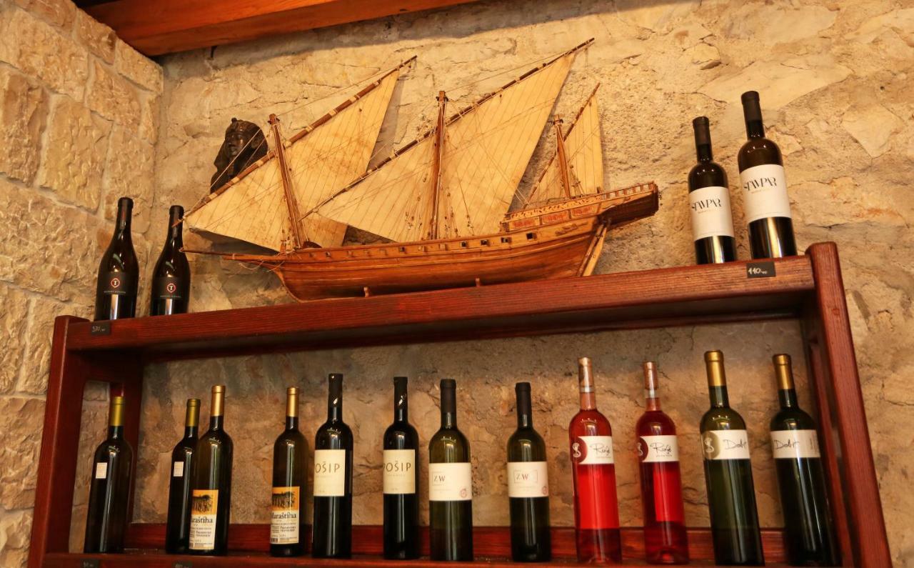 Wine Garden Rooms 스크라딘 외부 사진