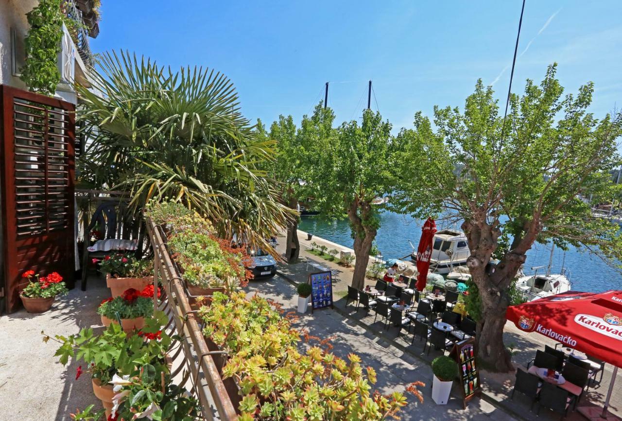 Wine Garden Rooms 스크라딘 외부 사진